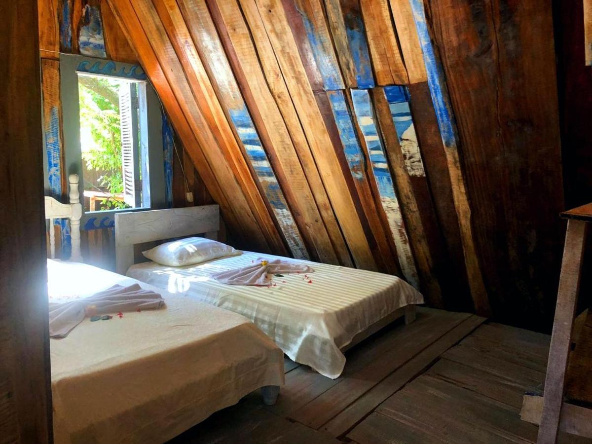 Surfhost Bed & Breakfast Garza Room photo